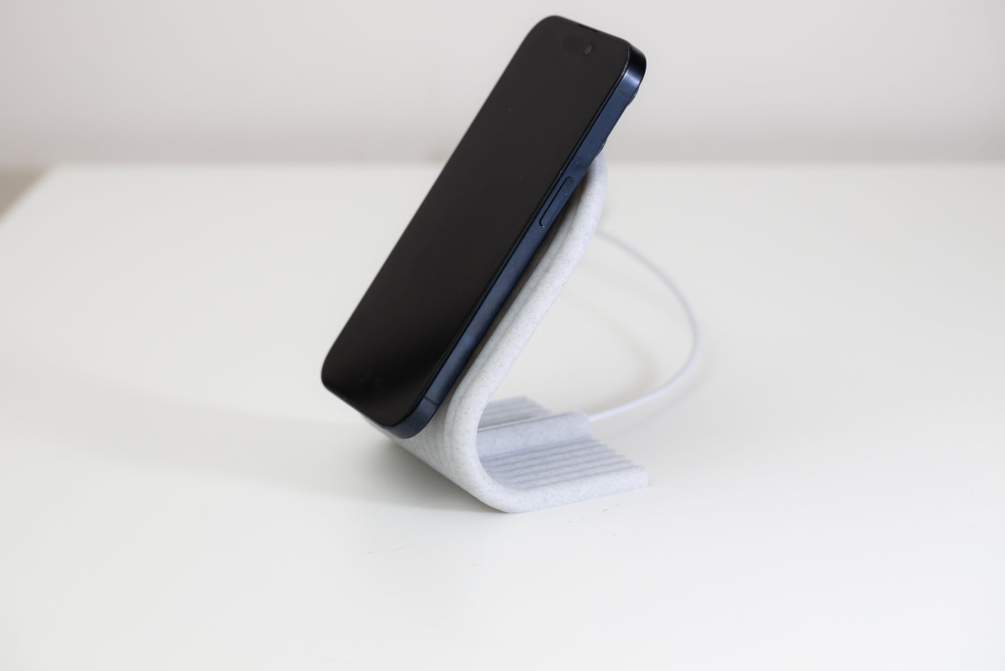 Magsafe Compatible iPhone Charging Stand - Marble