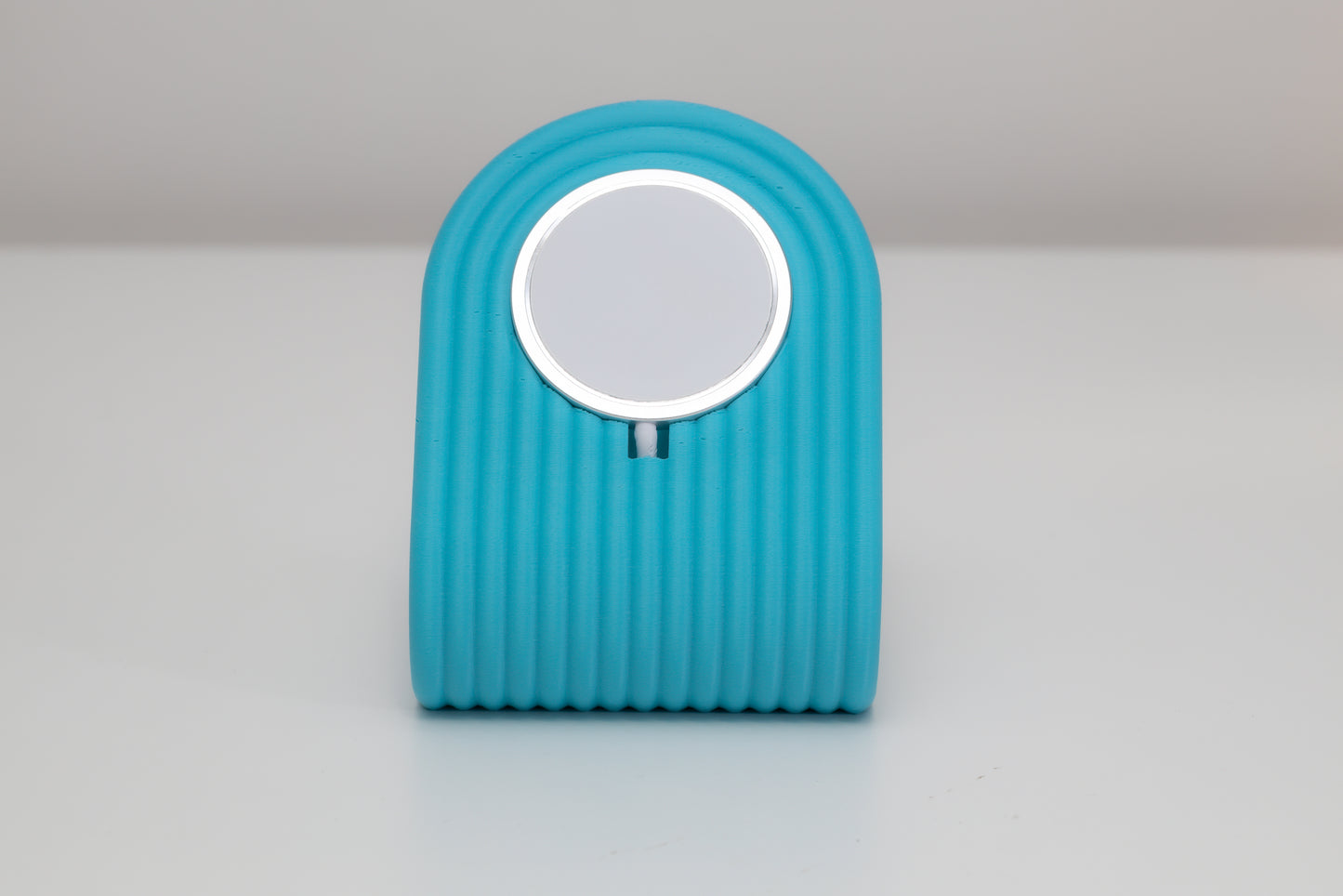 Magsafe Compatible iPhone Charging Stand - Blue