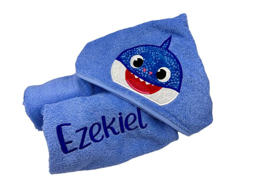 Kids' Hooded Towel with BABY SHARK (do do do)