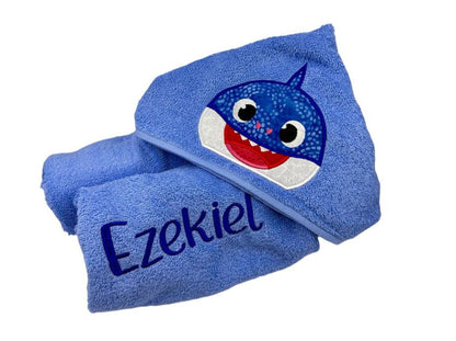 Kids' Hooded Towel with BABY SHARK (do do do)